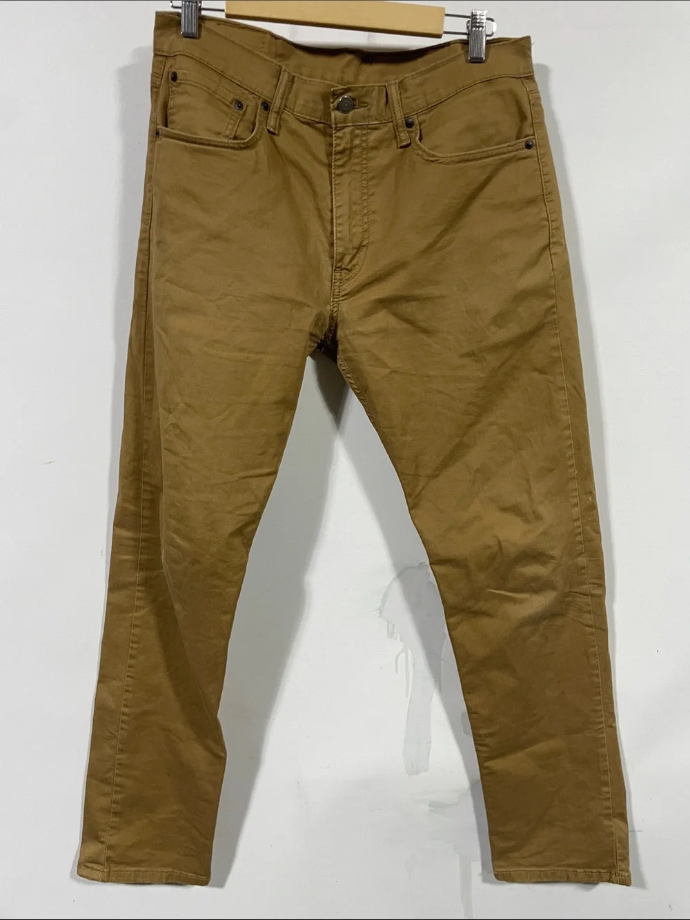 Levi's Slim Straight Jeans in Camel Brown